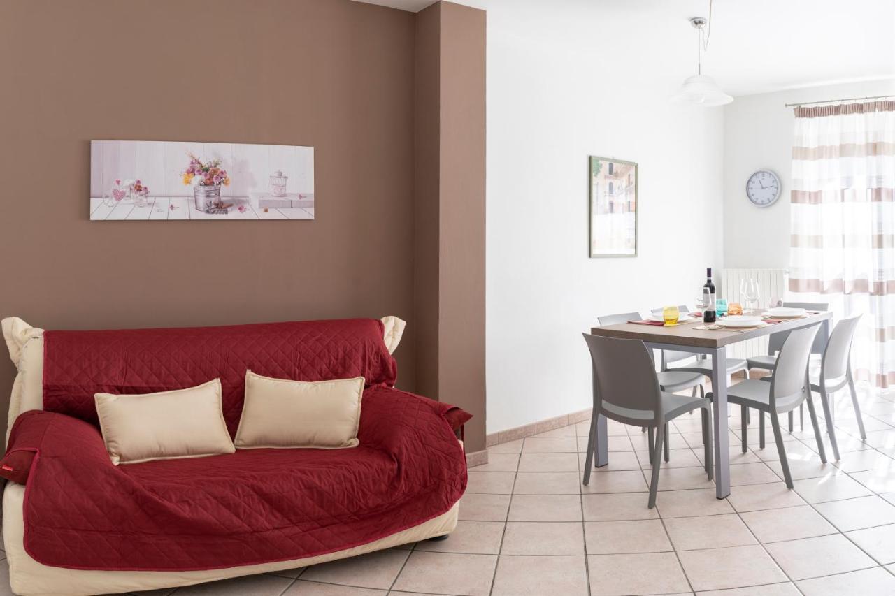 Apartmán A 2 Passi Da Alba With 6 Beds Rodello Exteriér fotografie