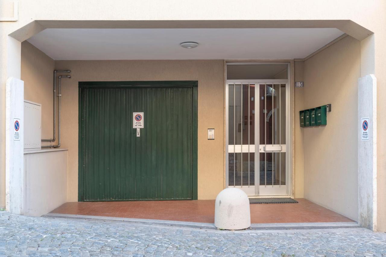 Apartmán A 2 Passi Da Alba With 6 Beds Rodello Exteriér fotografie